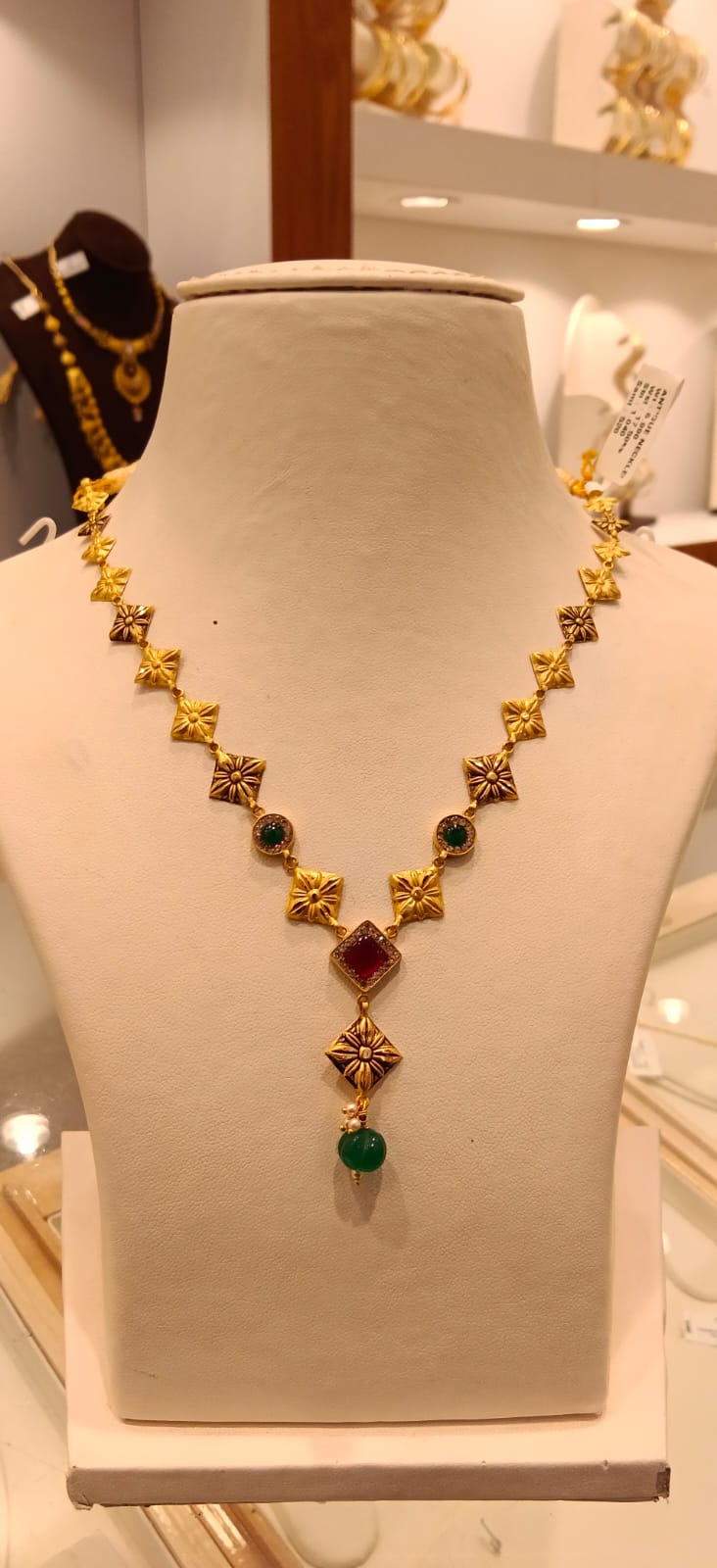 Neckles 